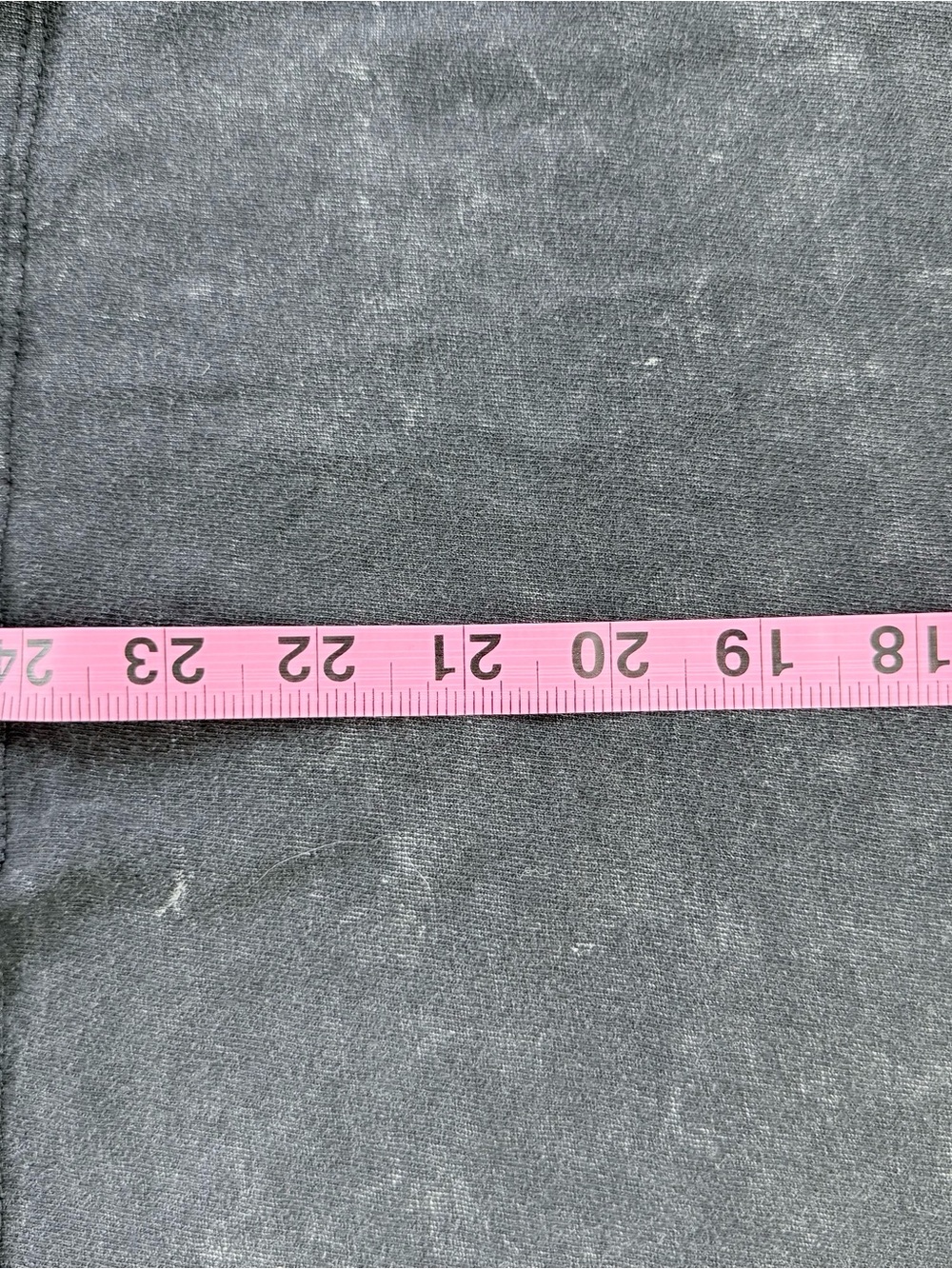 Forever 21 Black Short Sleeve Tee with Pearl 'AMOUR' Detail - Picture 8 of 10